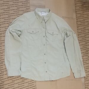 Columbia Women's Sage Green Insect Blocker Casual Button Down Shirt